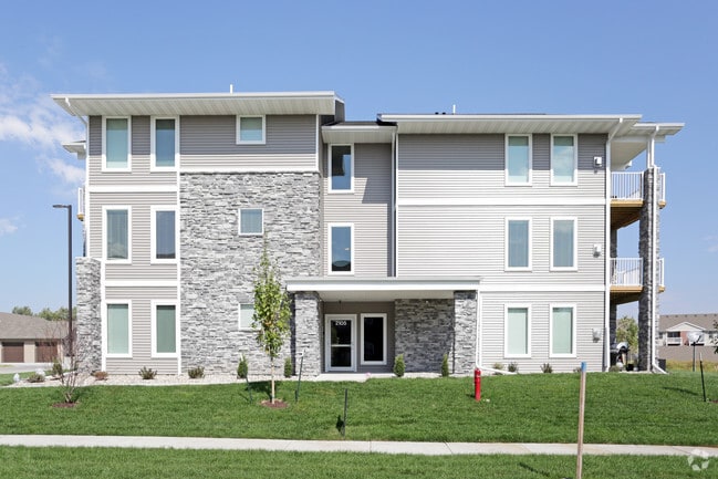 Building - Village Park