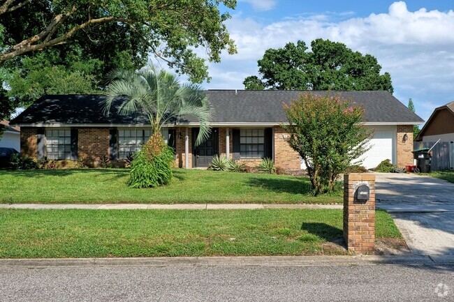 Building Photo - Upgraded Pool Home in Dr. Phillips