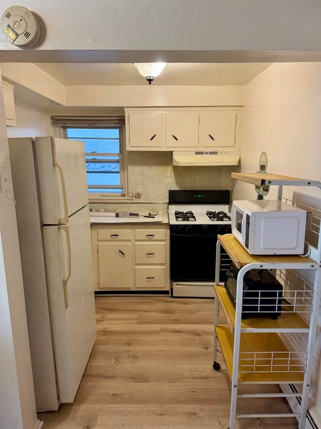 Photo - 203 South St Unit 1