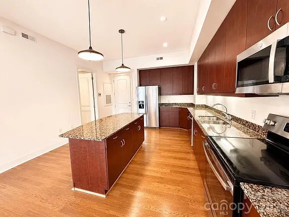 4625 Piedmont Row Dr Unit 400