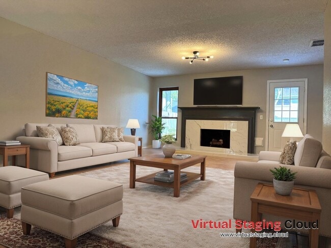 Photo - 3815 Flintrock Ln
