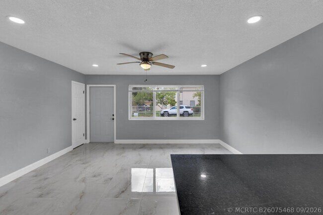800-802-802 SW 6th Ct