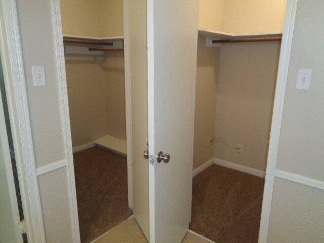 Photo - 802 Baltic Ln