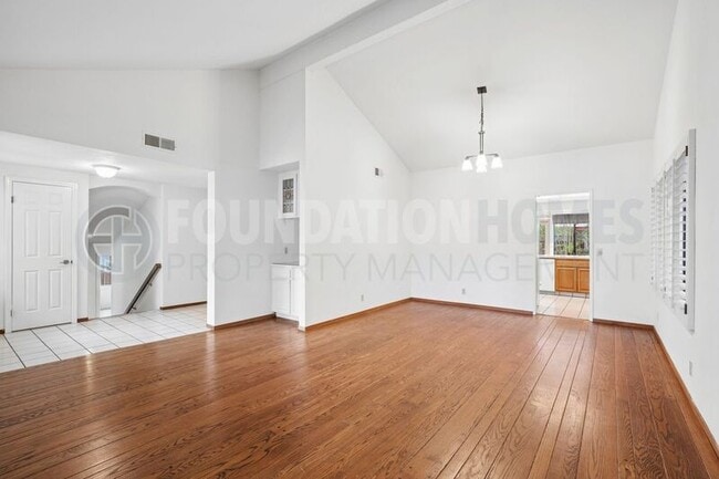 Photo - 27 Partridge Dr