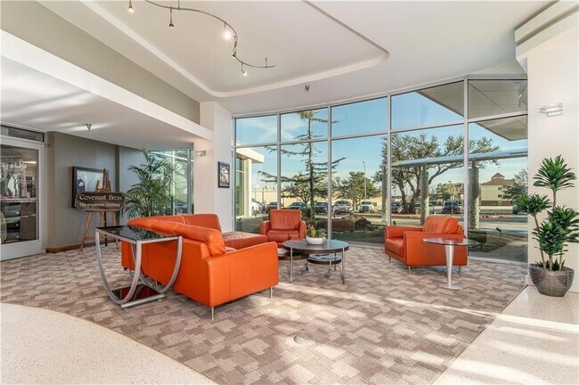 Photo - 5900 Mosteller Dr Unit 192