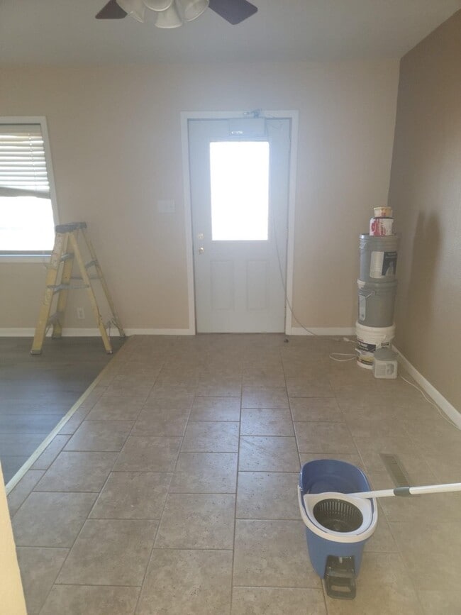 Photo - 22659 Old Hwy 169