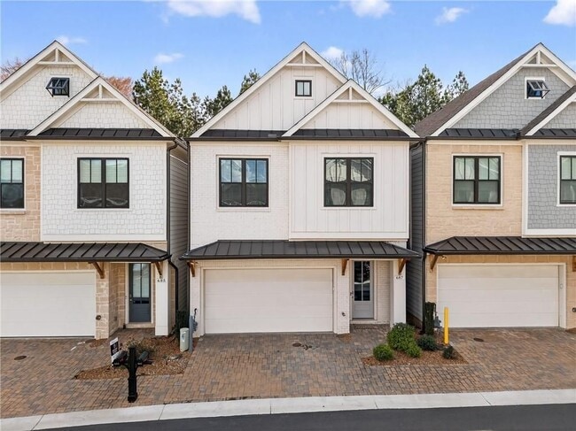 Building Photo - 687 Stickley Oak Way