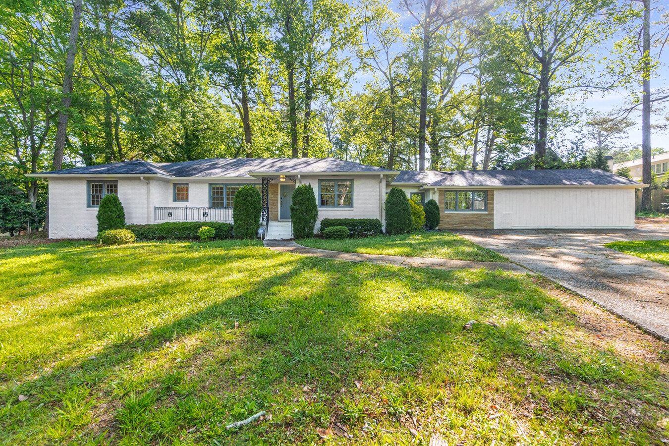 Photo - 3851 Wieuca Rd NE House