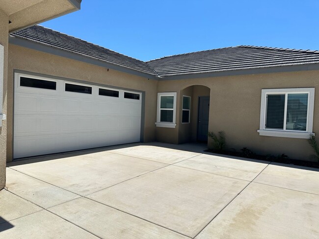 Building Photo - 8319 Frankie Lou St Unit #B