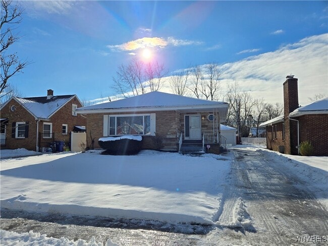 Building Photo - 39 Lennox Ave