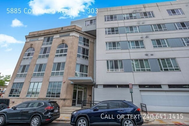 Building Photo - 5885 Colorado Ave NW