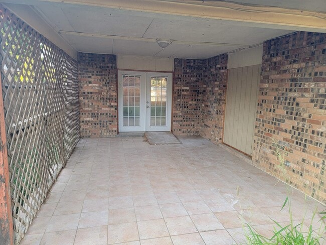 Photo - 713 Lindenwood Dr