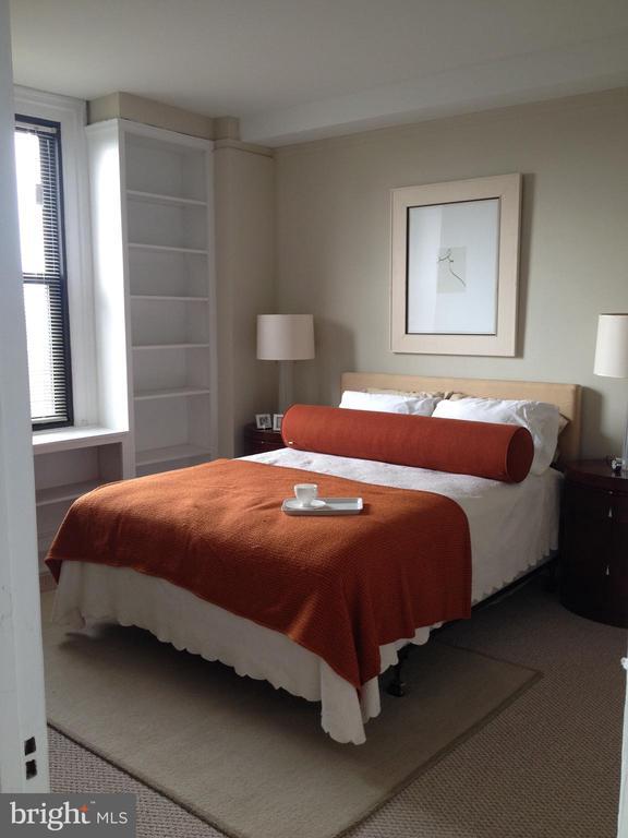 Photo - 2031 Locust St Unit 702