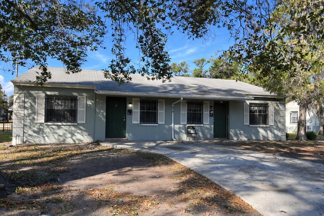 Building Photo - 2210 E 20th Ave Unit 2210 E 20th Ave  -A