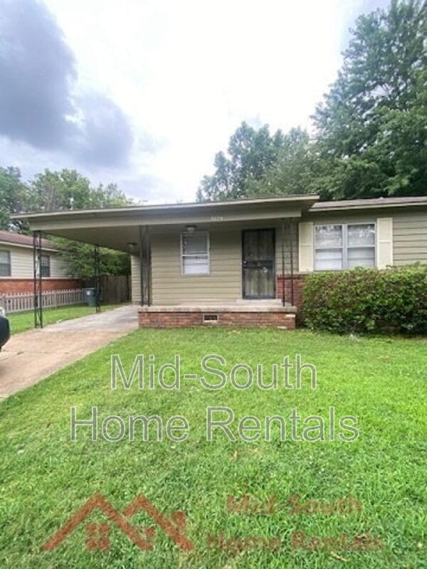 Photo - 3023 Clearbrook St