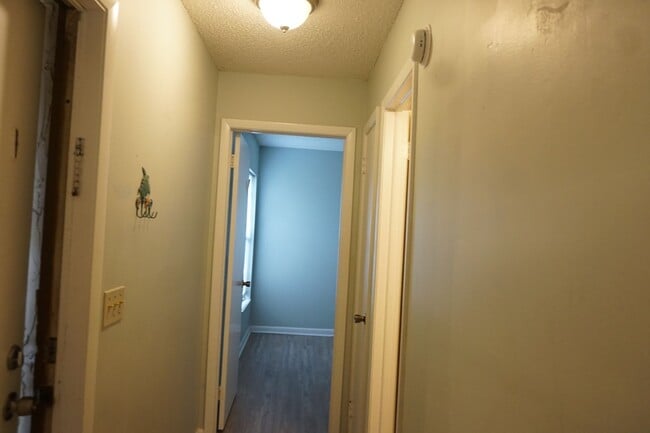 Photo - 5492 Pinehaven Ct