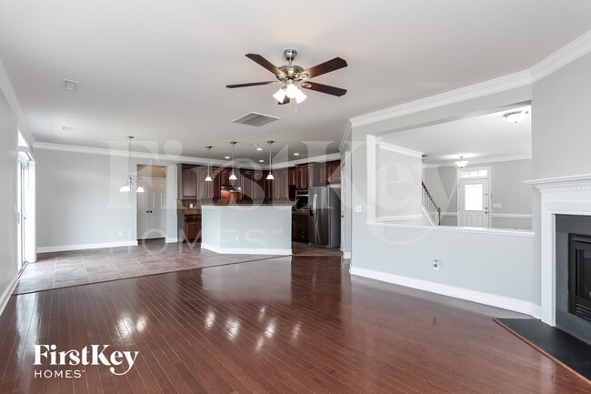 Photo - 344 Edgecroft Way