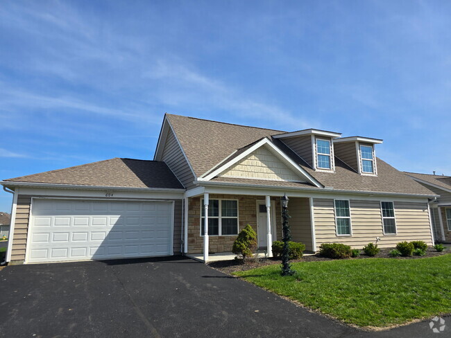 Building Photo - 604 Cumberland Meadows Circle Rental