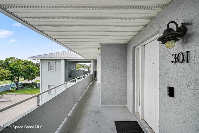 Photo - 303 Audubon Dr Unit 301