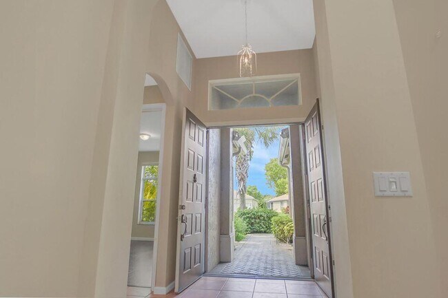 Photo - 6731 Southport Dr