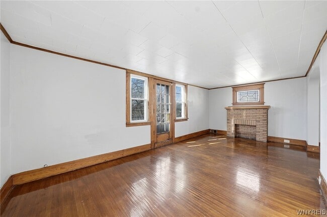 Photo - 220 Dartmouth Ave
