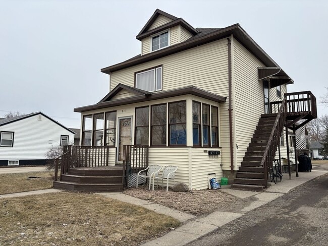 Building Photo - 811 S High St Unit 1