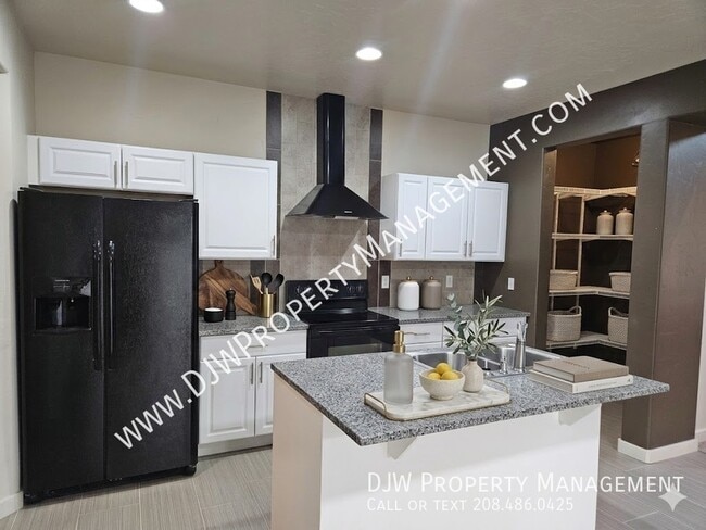 Photo - 2792 N LeBlanc Way
