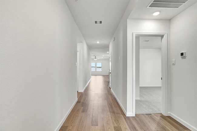 Photo - 1718 San Jacinto Dr