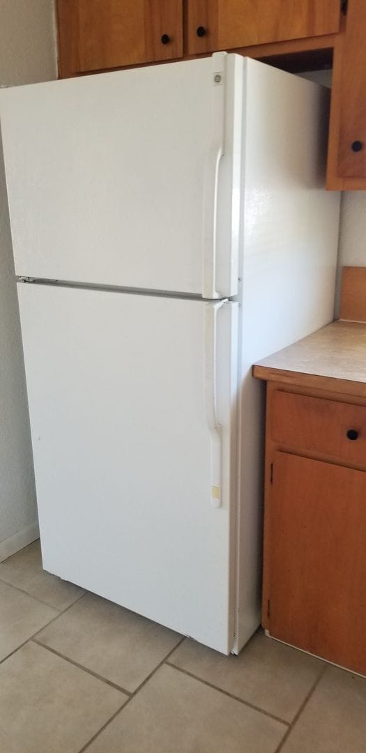 Photo - 423 NE Johnson St