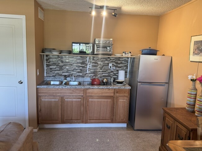 Photo - 150 E Los Mangos