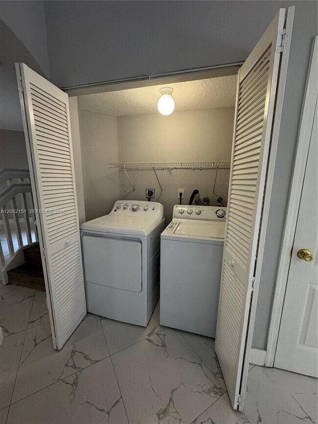 Photo - 8360 NW 10th St
