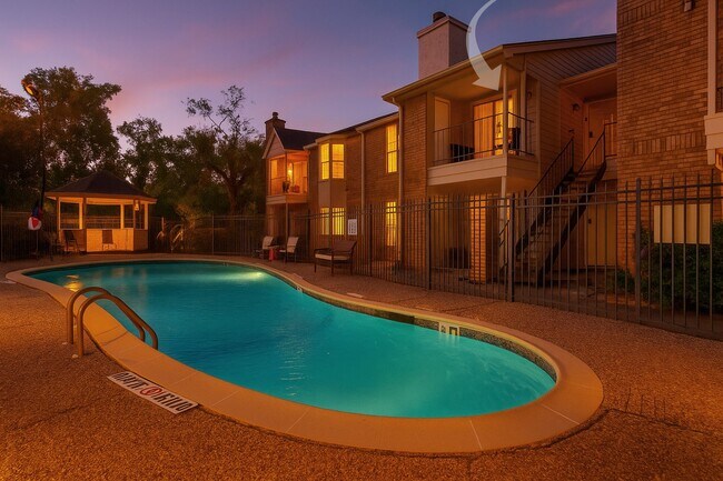 3770 Lovers Wood Ln Unit 610