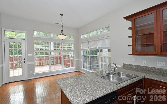 Photo - 10014 Prosperity Point Ln