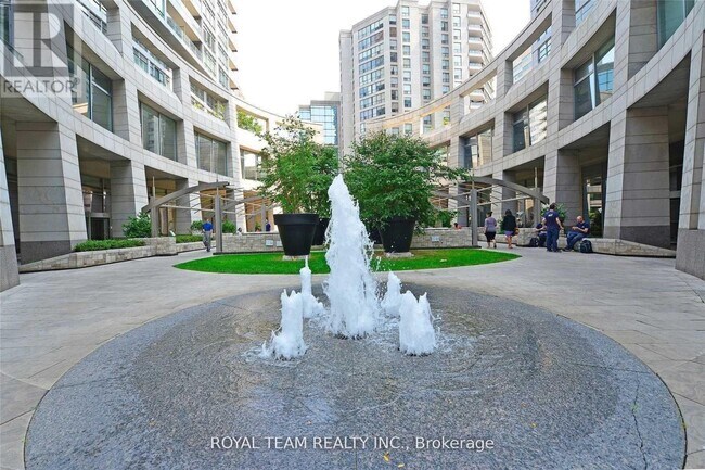 Photo - 2181 Yonge St Unit 2312