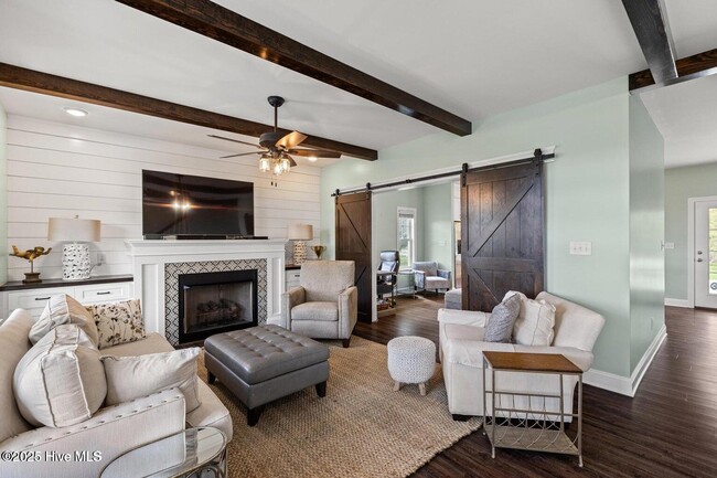 Photo - 258 Pearson Cir