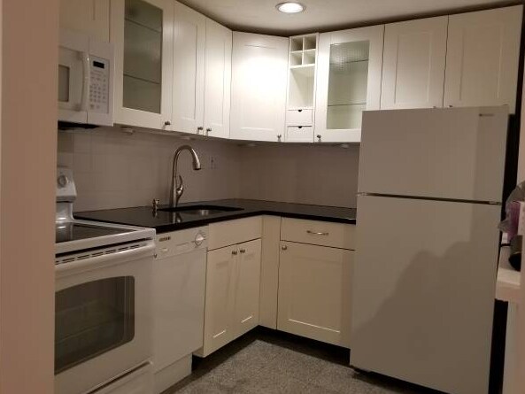 Photo - 36 Peterborough St Unit G2