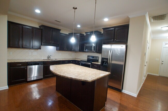 Photo - 2404 Swans Rest Way