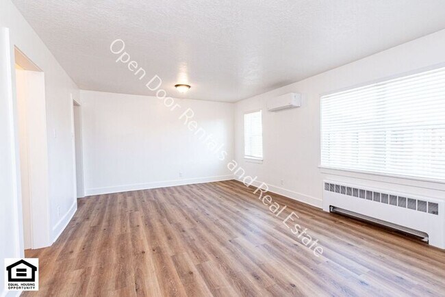 Photo - 1823 Griswold Dr