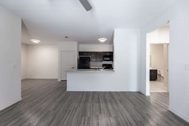 Photo - 2900 La Junta St Unidad 1222