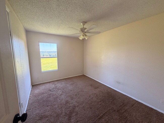 Photo - This 3-bedroom, 2-bathroom home on the outskirts of Russellville, AR