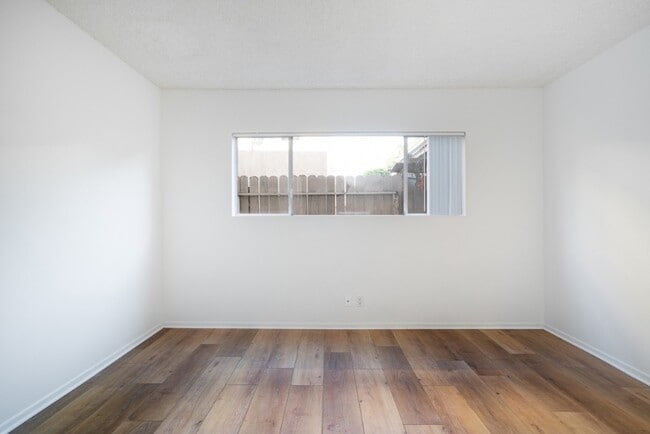 Photo - 11511 Ohio Ave Unit 3