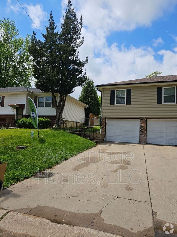 Building Photo - 3212 N 68th St Unit KS 66109 Rental
