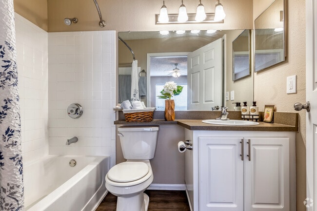 2BR, 2BA - 1,130SF - Sea Oat Floorplan