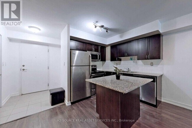 Photo - 816 Lansdowne Ave Unit 113