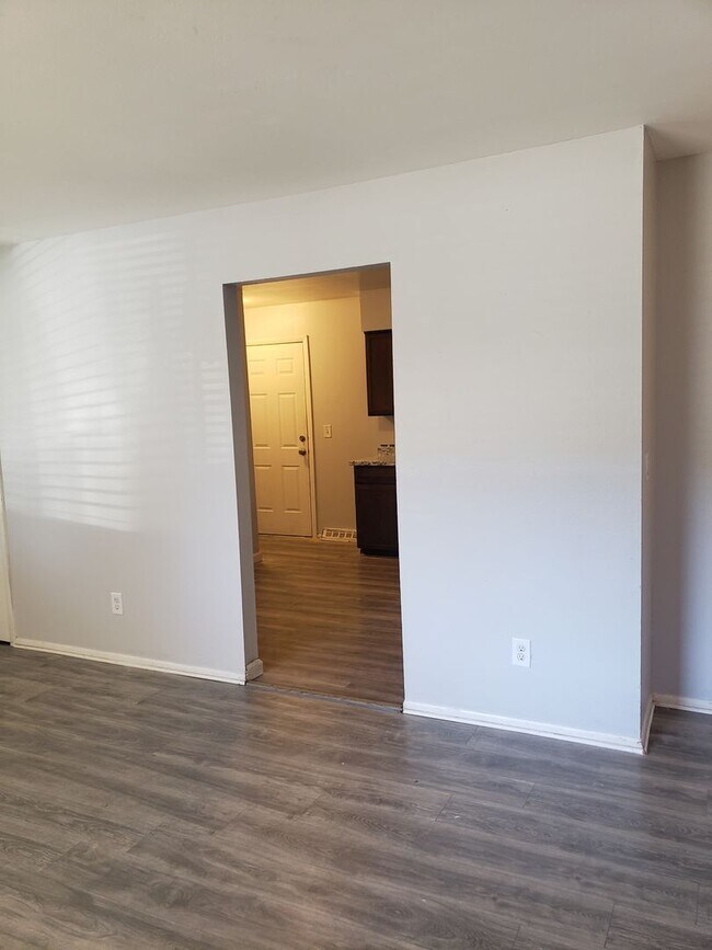 Photo - 3753-3763 W 89th Way Unidad 3763