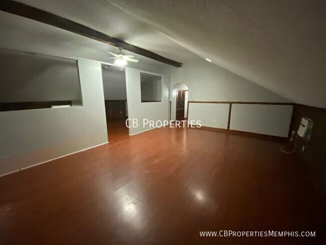 Photo - Studio Apt near Campus!