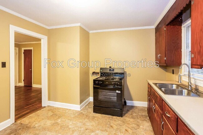 526 Hickory Ave