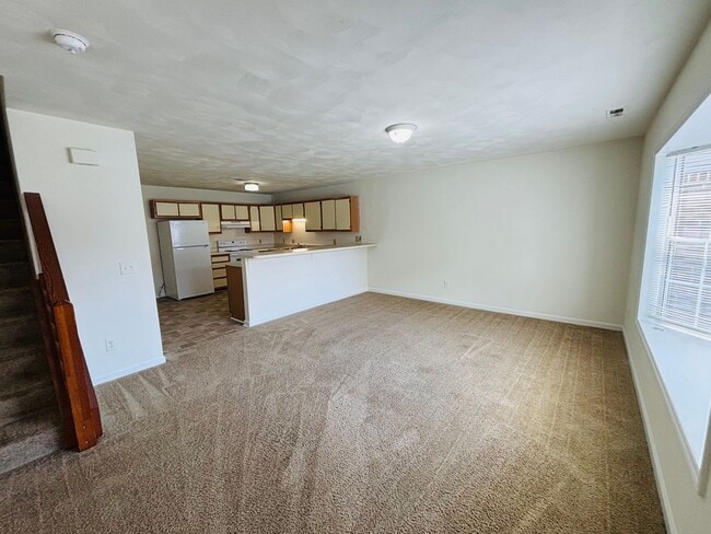 Photo - 840 Patrick Henry Dr