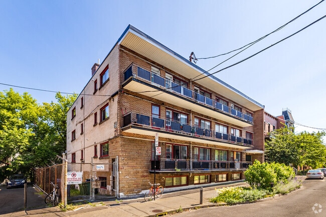 4455 Av. Coloniale - 4455 rue Colonial