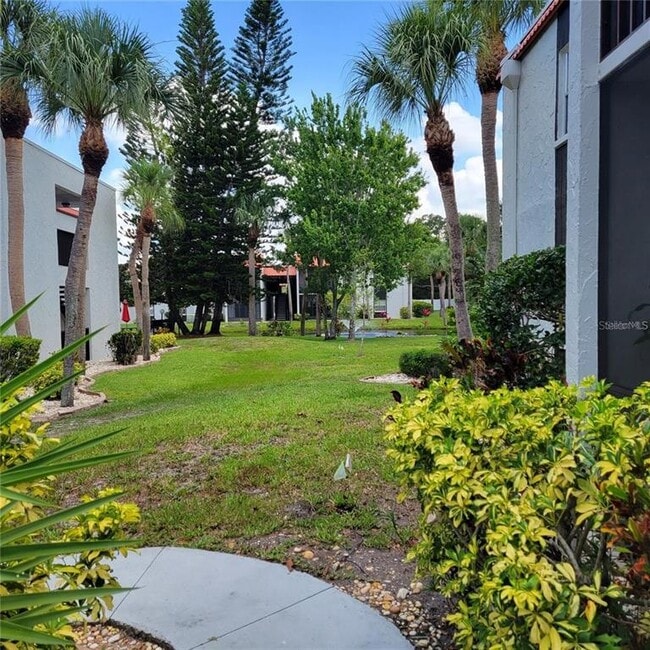 Photo - 3275 S Beneva Rd Unidad 104